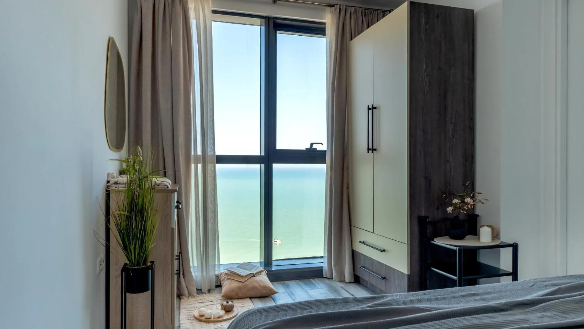 Coastal Oasis - Sea View Porta Batumi 2 Bedroom Apartment